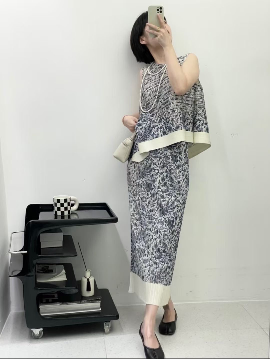 Miyake Pleated Fashion Set Ski - Sleeveless Undershirt 评论和价格